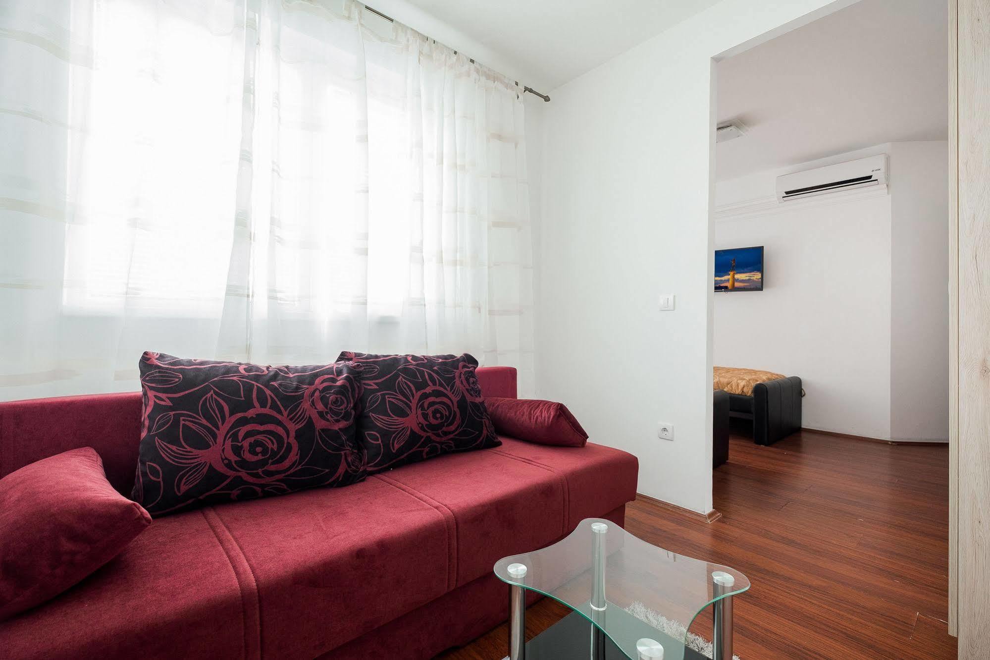 Downtown Apart Hotel Bane เบลเกรด ภายนอก รูปภาพ